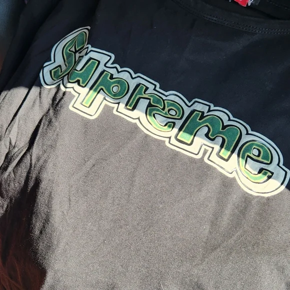 Supreme Black Top - Picture 3 of 7